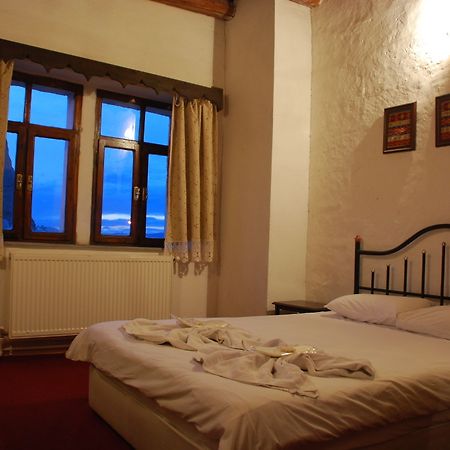Yasin'S Place Backpackers Cave Hostel Гореме Экстерьер фото