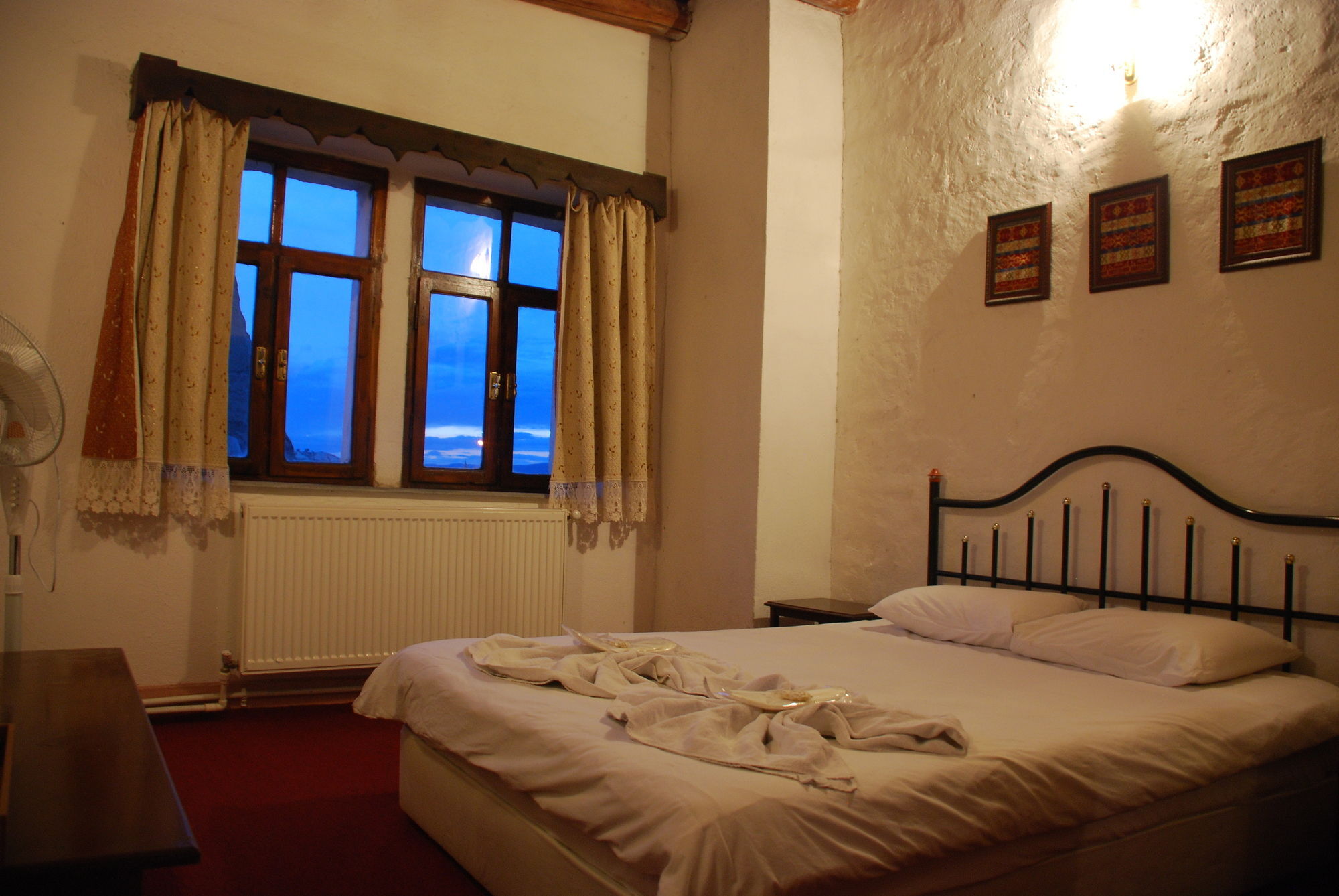 Yasin'S Place Backpackers Cave Hostel Гореме Экстерьер фото