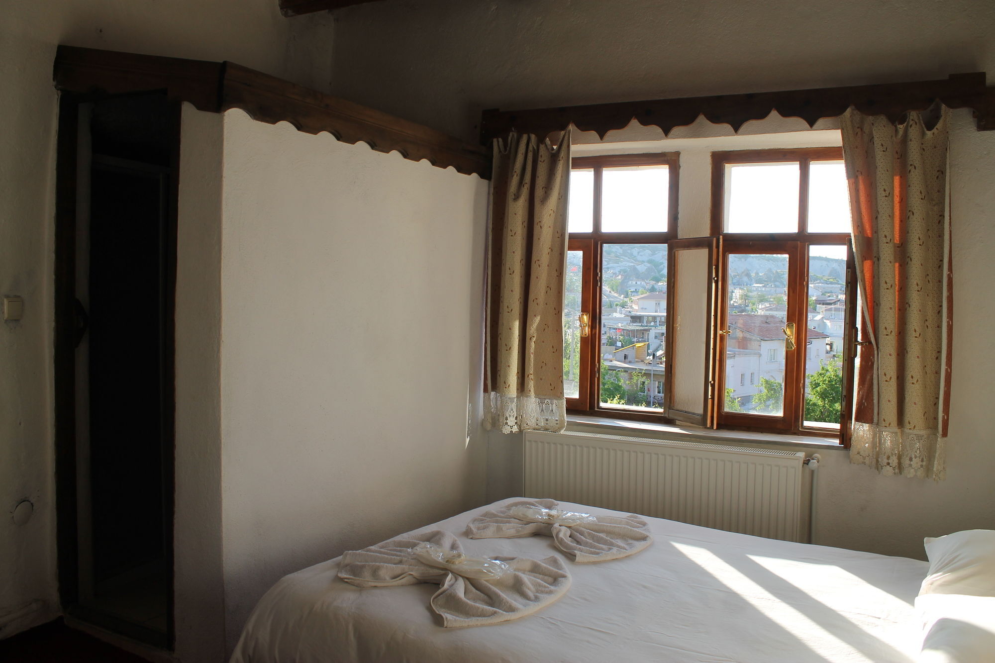Yasin'S Place Backpackers Cave Hostel Гореме Экстерьер фото